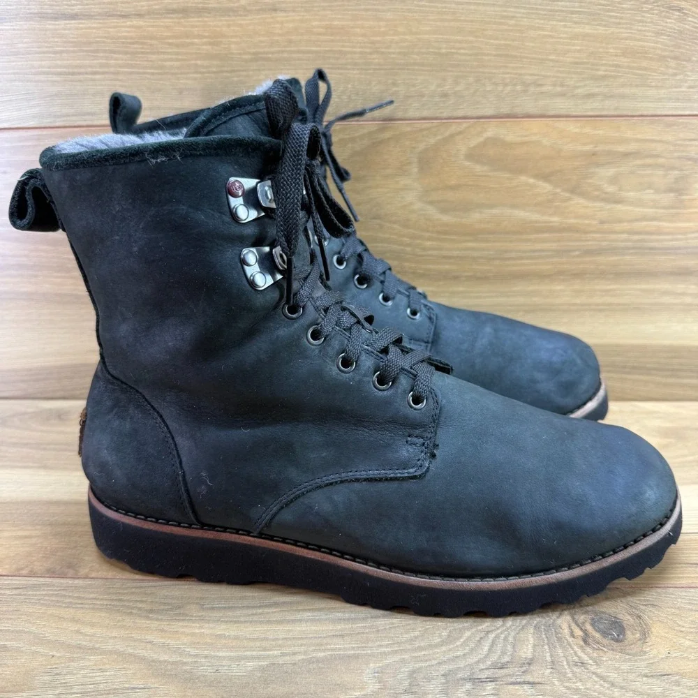 UGG Hannen Boots Mens 9.5 Black Nubuck Waterproof Lace Up Shearling Fur Lined